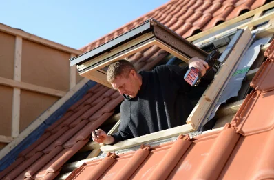 Pose de fenêtres de toit Velux à Ivors
